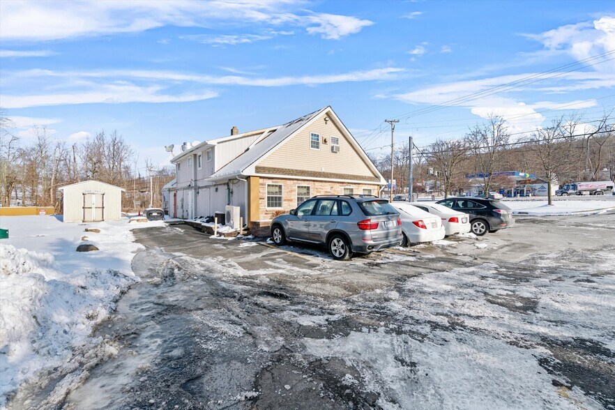 More Photos Of 1663 NY-300 Rt, Newburgh Land For Lease