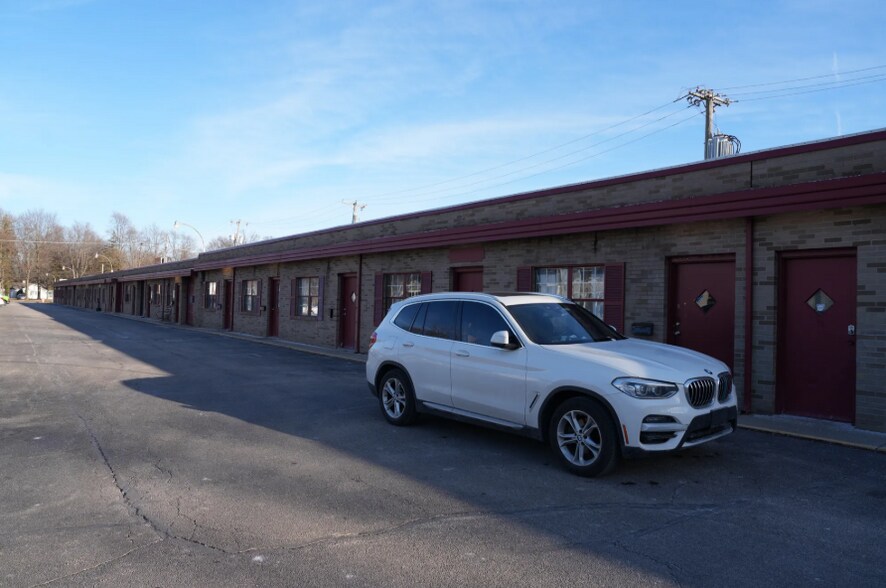 More Photos Of 5333 Secor Rd, Toledo Light Manufacturing For Lease