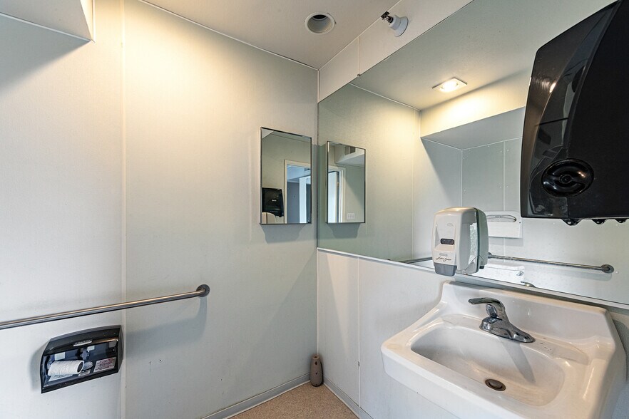 More Photos Of 1247 Broadway, Sonoma Office Residential For Lease