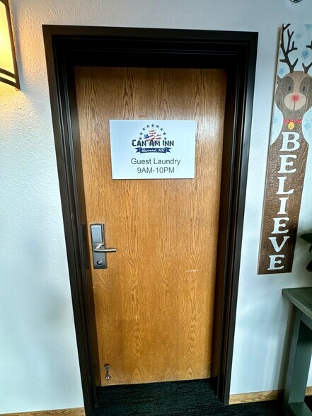 More Photos Of 406 Main Ave NE, Warroad Hotel For Sale