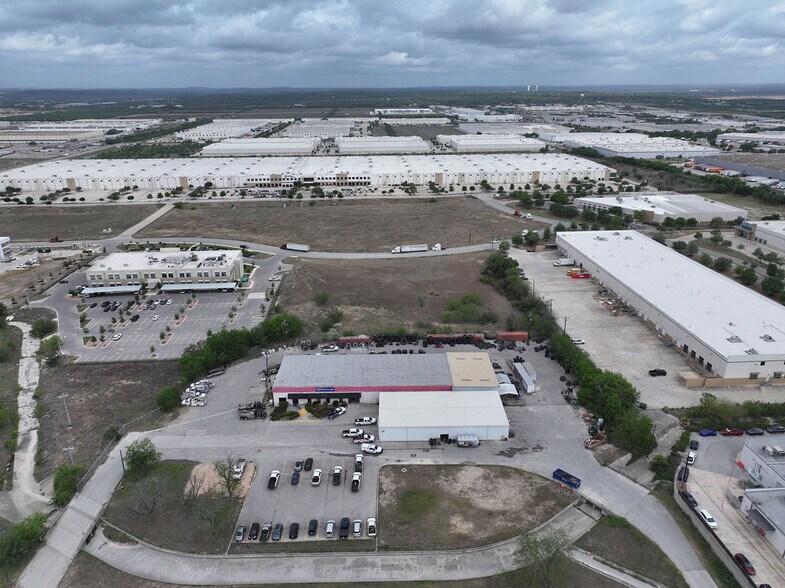 More Photos Of Verde Parkway, Schertz Land For Sale
