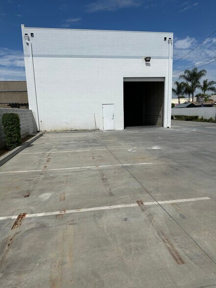 More Photos Of 5020 Heintz St, Baldwin Park Warehouse For Lease