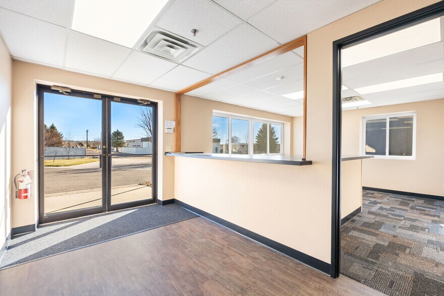 More Photos Of 2150 Victor Pl, Colorado Springs Distribution For Sale