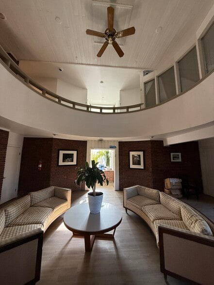 More Photos Of 410 S Lincoln Ave, Steamboat Springs Office For Lease