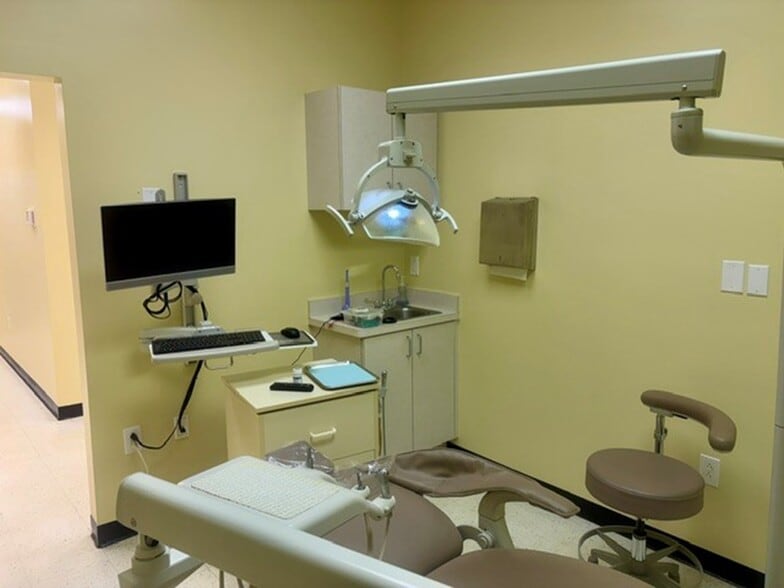 More Photos Of 1285 Wilkesboro Blvd, Lenoir Medical For Sale