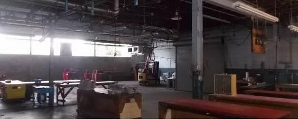 More Photos Of 814 22nd Ave, Meridian Flex For Sale