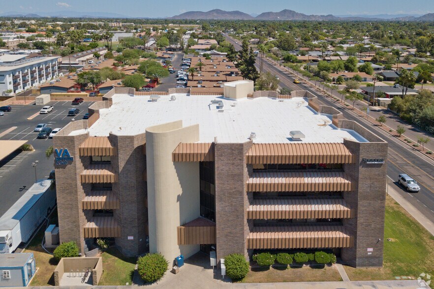 More Photos Of 5040 N 15th Ave, Phoenix Medical For Lease