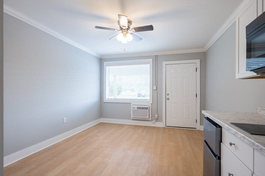 More Photos Of 149 West Thigpen Avenue, Lakeland Apartments For Sale