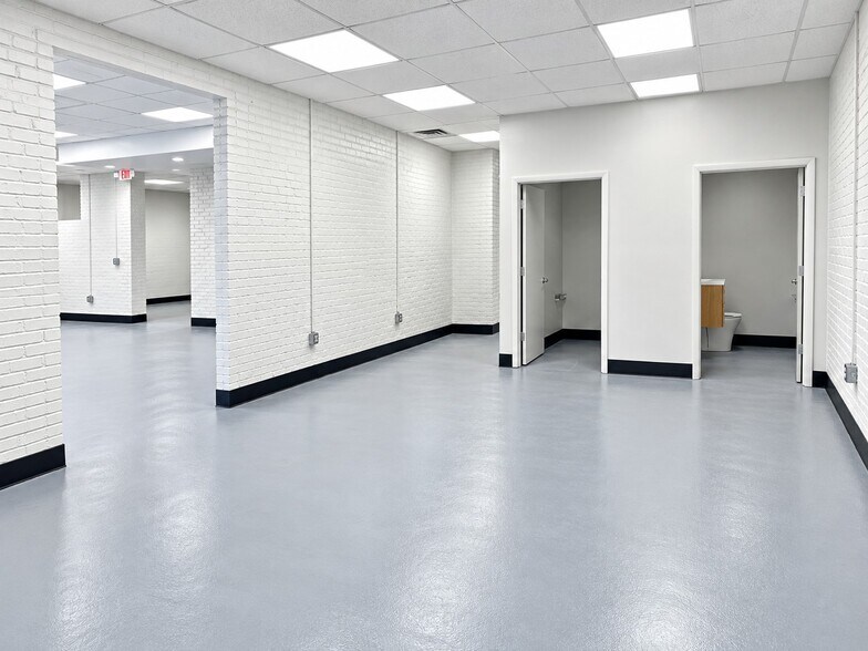 More Photos Of 1811 Taylor St, Columbia Freestanding For Lease