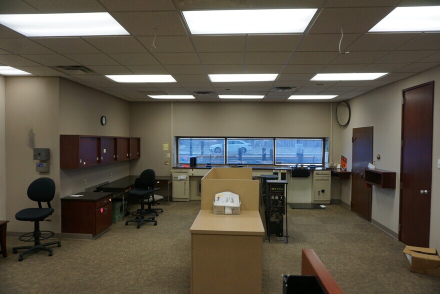 More Photos Of 501 Dakota Ave, Wahpeton General Retail For Sale