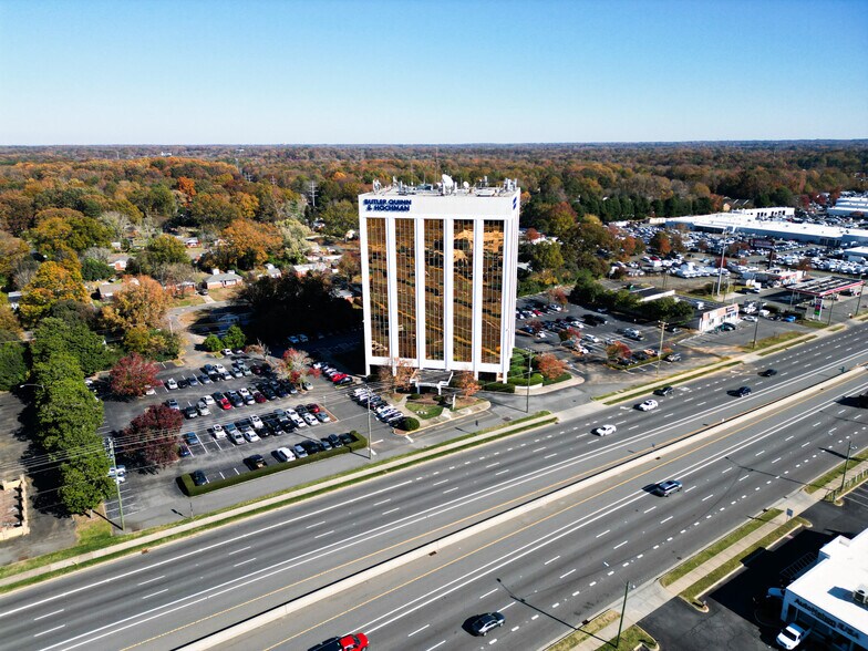 More Photos Of 4801 E Independence Blvd, Charlotte Office For Sale
