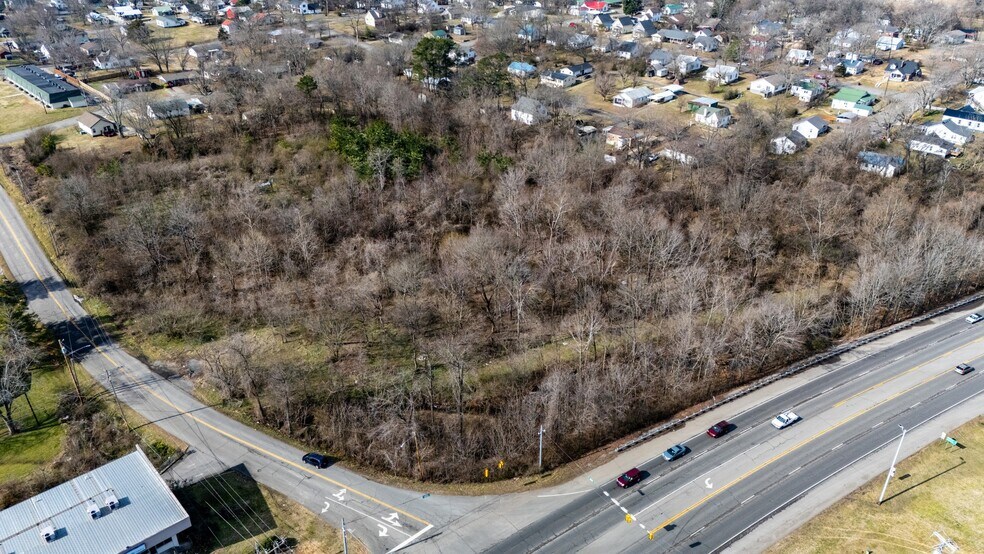 More Photos Of 0 Henslee Drive / Spring Street st, Dickson Land For Sale