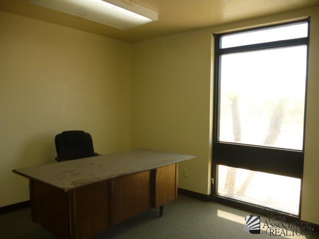 More Photos Of 642 E 39th Pl, Yuma Flex For Sale