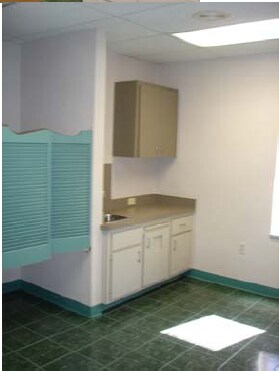 More Photos Of 908 S Parsons Ave, Brandon Medical For Lease