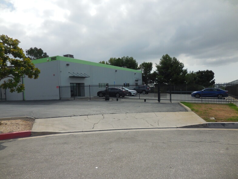 More Photos Of 2082 E Gladwick St, Rancho Dominguez Warehouse For Lease