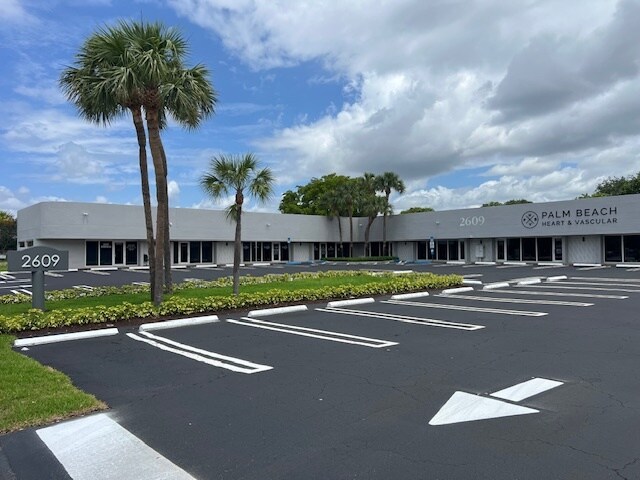 More Photos Of 2609 W Woolbright Rd, Boynton Beach Office For Sale