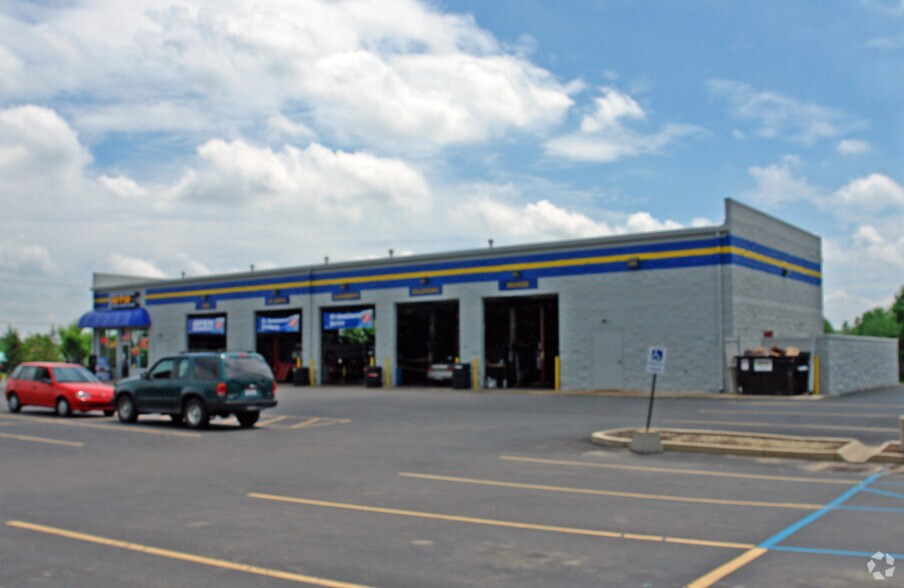 More Photos Of 2901 Harshman Rd, Dayton Auto Repair For Lease