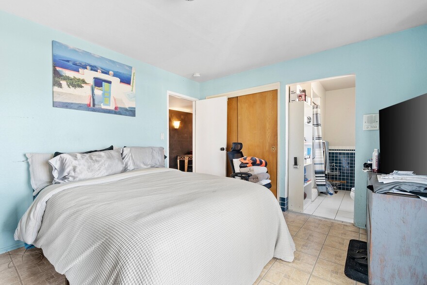 More Photos Of 1708 Hallmark Ln, San Jose Healthcare For Sale