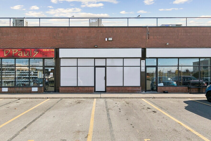 More Photos Of 2721 Markham Rd, Toronto Showroom For Lease