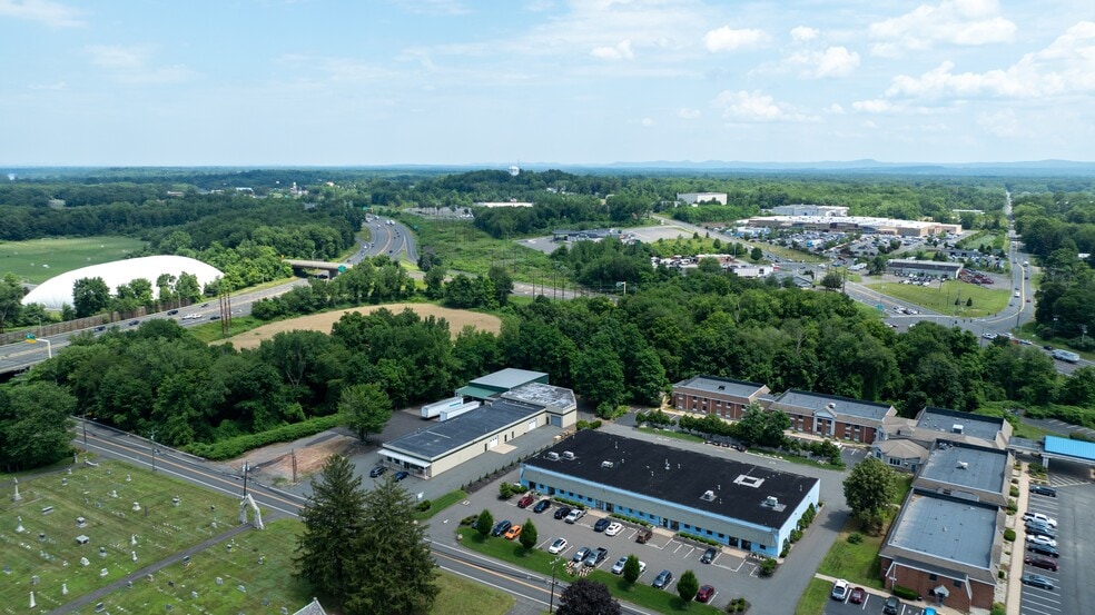 More Photos Of 256 Main St, East Windsor Research And Development For Sale