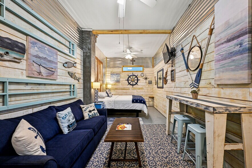More Photos Of 124 Lafitte St, Mandeville Hospitality For Sale