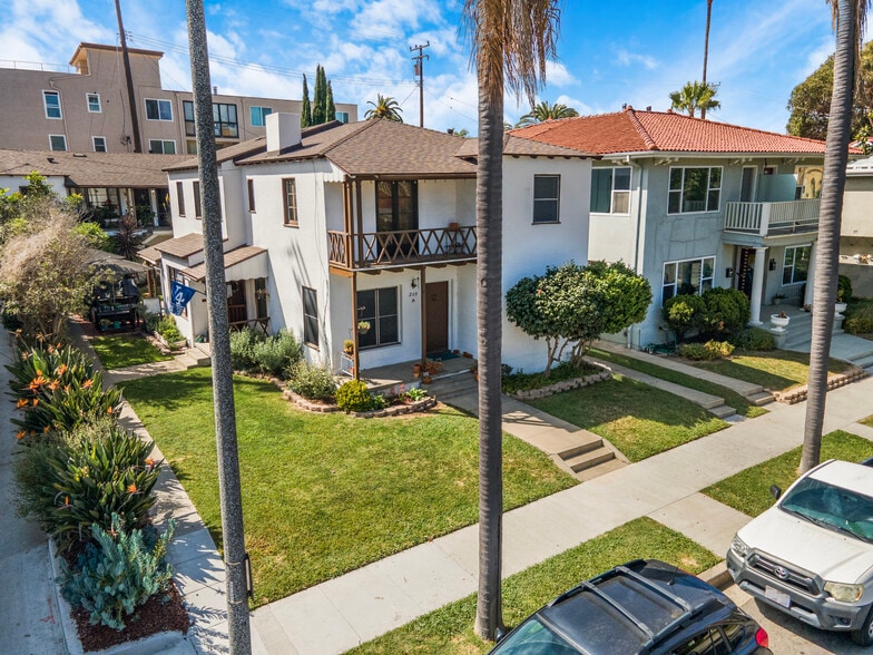 More Photos Of 209 Mira Mar Ave, Long Beach Multifamily For Sale