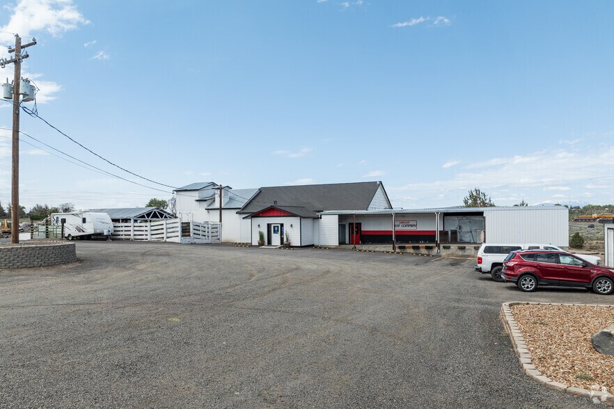 More Photos Of 1762 S Adams Dr, Madras Manufacturing For Sale