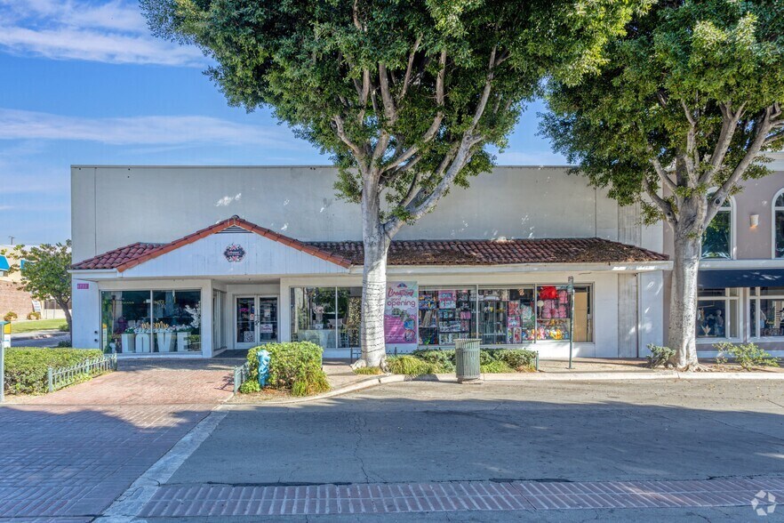 More Photos Of 6732 Greenleaf Ave, Whittier Storefront For Sale