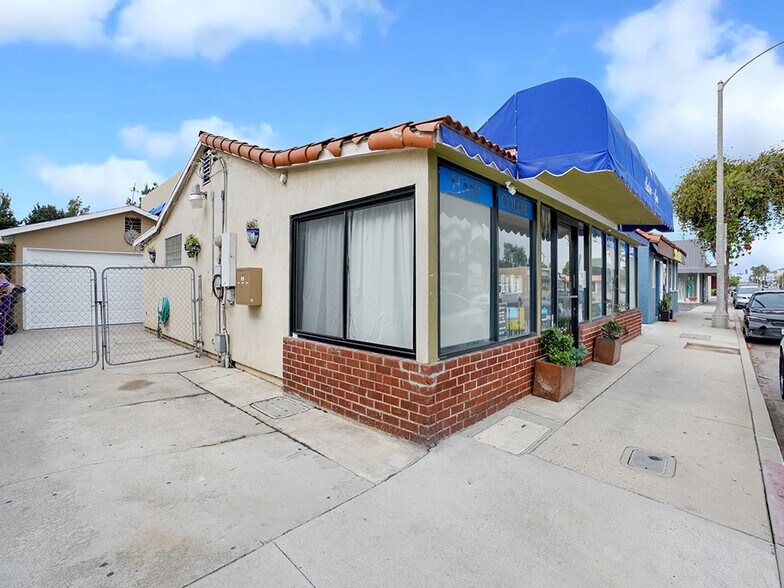 More Photos Of 4124-4126 E Anaheim St, Long Beach General Retail For Sale