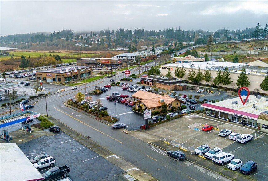 More Photos Of 1421 SW Barlow St, Oak Harbor General Retail For Sale