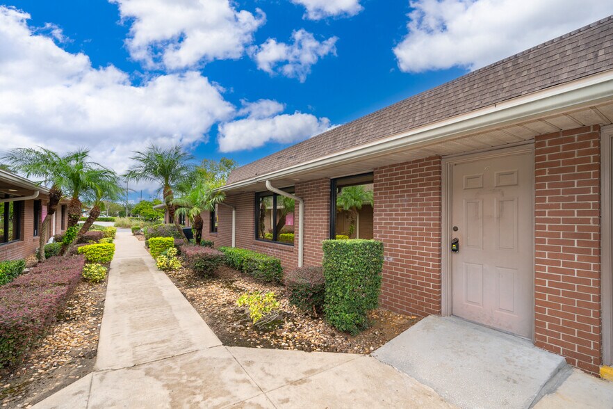 More Photos Of 13330 W Colonial Dr, Winter Garden Medical For Lease