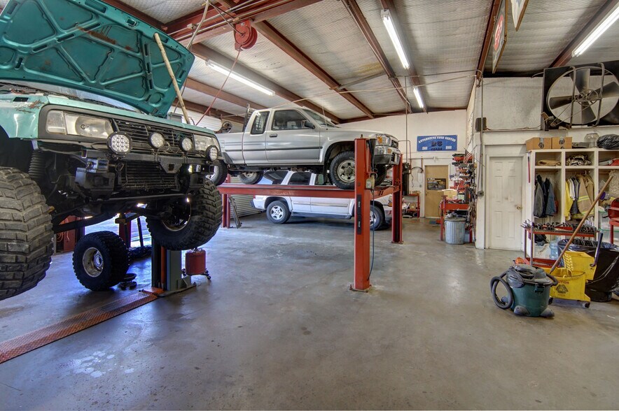 More Photos Of 3806 Highway 180 E, Mineral Wells Auto Repair For Sale