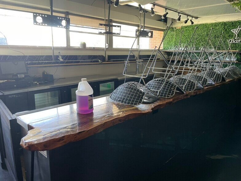 More Photos Of 616 NW 5th St, Oklahoma City Restaurant For Lease
