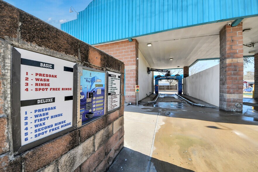 More Photos Of 452 S Robb St, Trinity Specialty For Sale