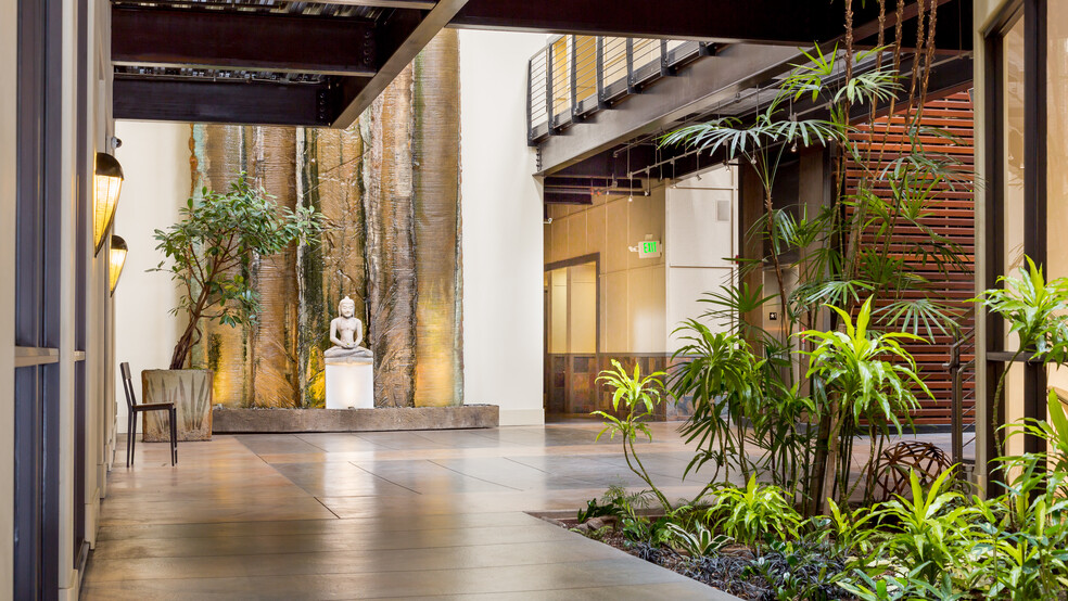 More Photos Of 111 Rhode Island St, San Francisco Showroom For Lease