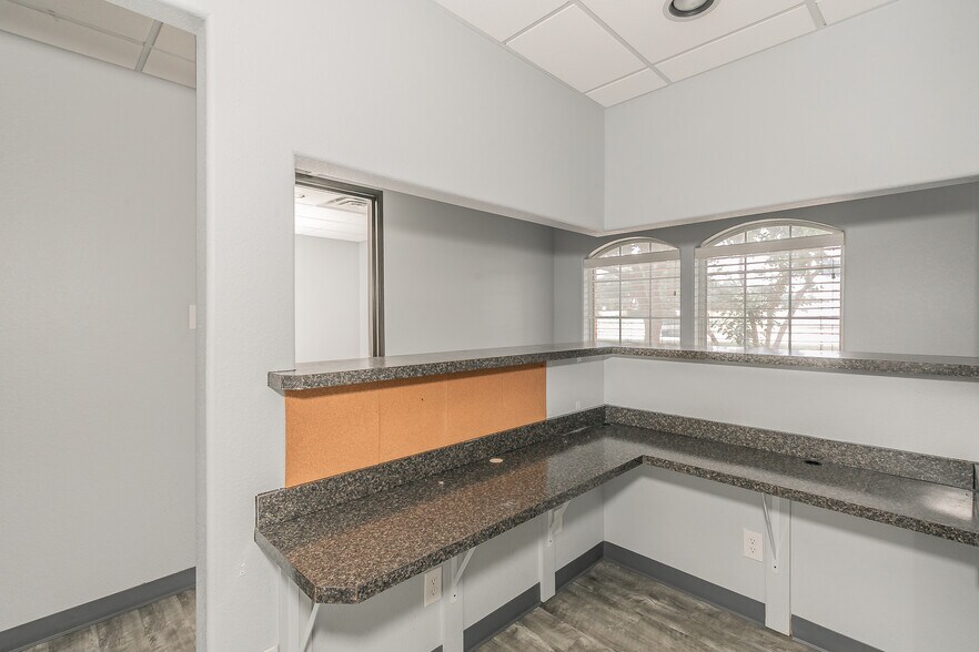 More Photos Of 2014 Justin Rd, Highland Village Medical For Lease