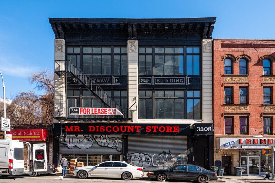 More Photos Of 3208 3rd Ave, Bronx Office For Lease