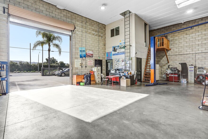 More Photos Of 19821 Valley Blvd, Walnut Auto Repair For Sale