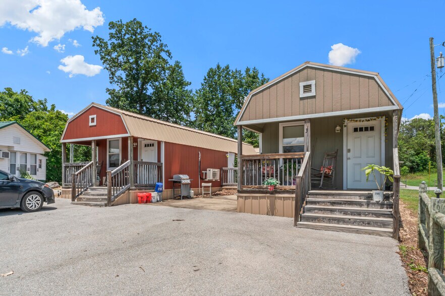 More Photos Of 104 Circle Rd, Newport Manufactured Housing Mobile Home Park For Sale