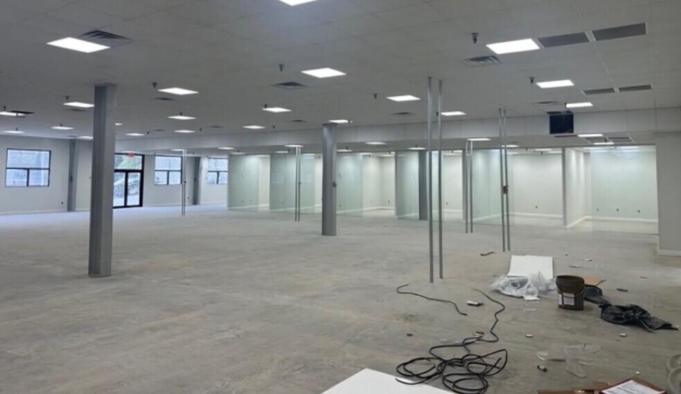 More Photos Of 1000 Caruso Blvd, Slidell General Retail For Sale