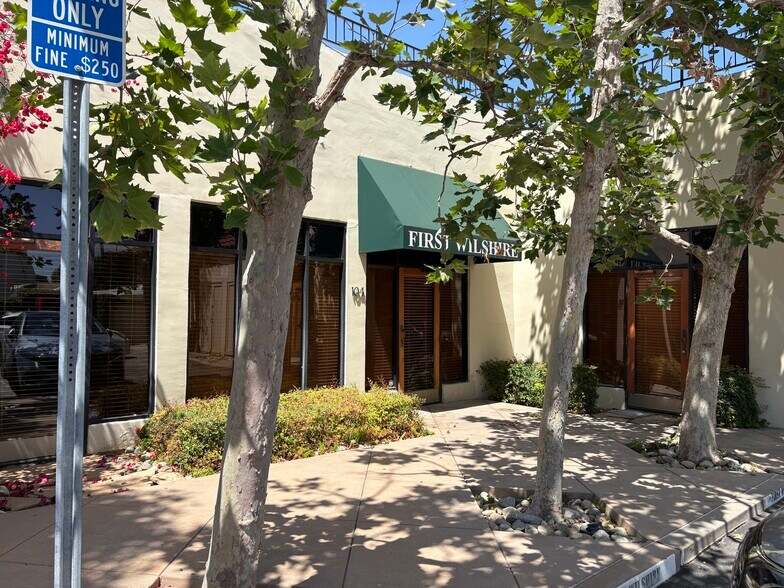 More Photos Of 1210-1214 E Green St, Pasadena Office For Lease