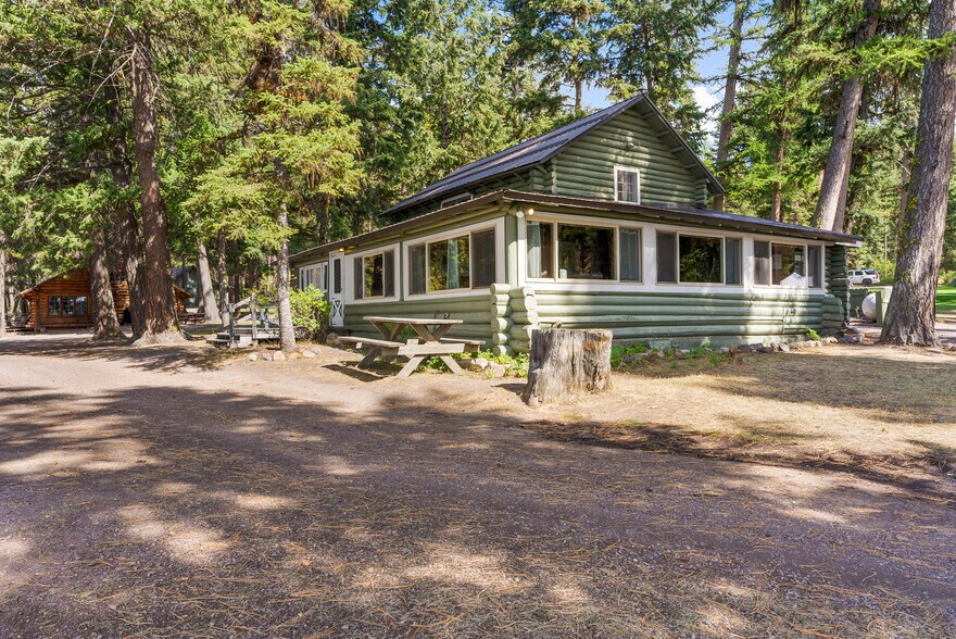 More Photos Of 3481 N Highway 83, Seeley Lake Hotel For Sale