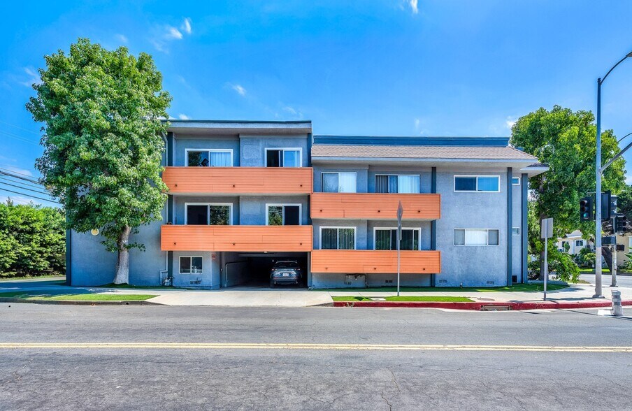 Primary Photo Of 11825 National Blvd, Los Angeles Apartments For Sale