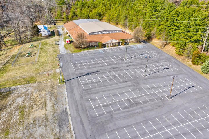 More Photos Of 1928 Loch Haven Dr, Roanoke Specialty For Sale