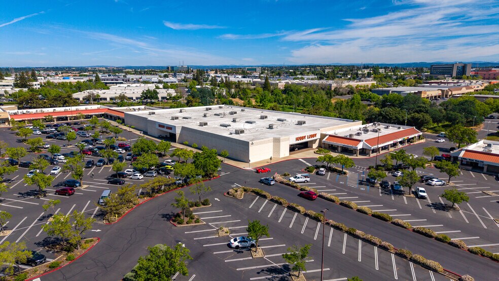 More Photos Of 1815 Douglas Blvd, Roseville General Retail For Sale