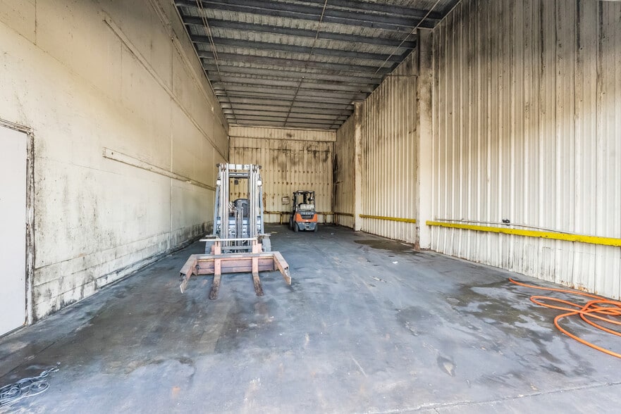 More Photos Of 2600 45th St, Vero Beach Food Processing For Sale