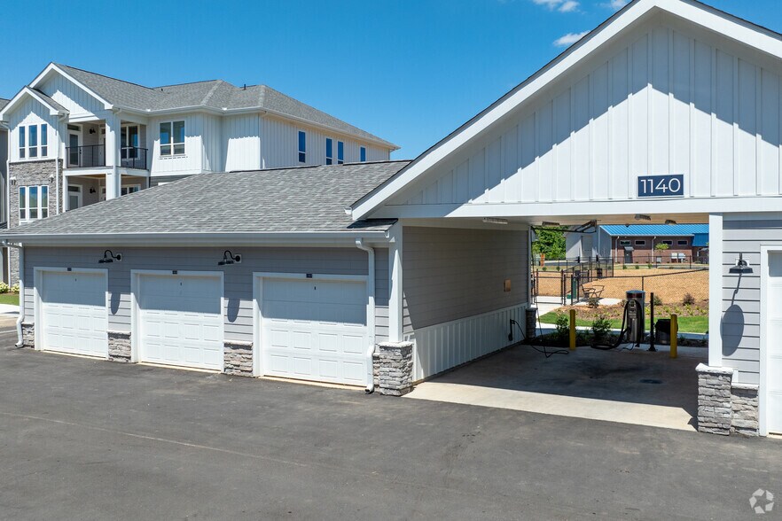 More Photos Of 400 Alex Ridge Dr, Fuquay Varina Apartments For Lease