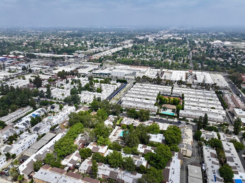 More Photos Of 18367 Hatteras St, Tarzana Land For Sale