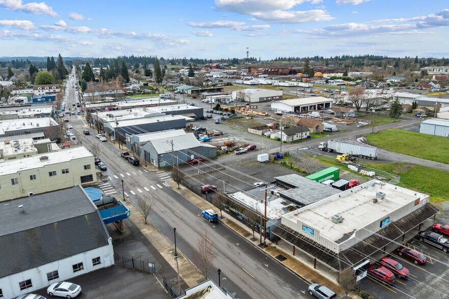 More Photos Of 208 N Molalla Ave, Molalla General Retail For Sale