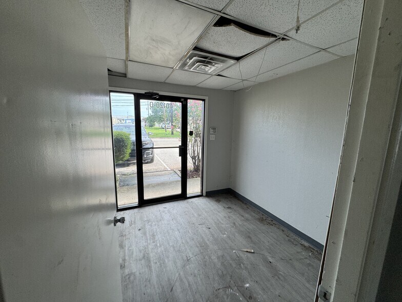 More Photos Of 40120 Industrial Park Cir, Georgetown Warehouse For Sale